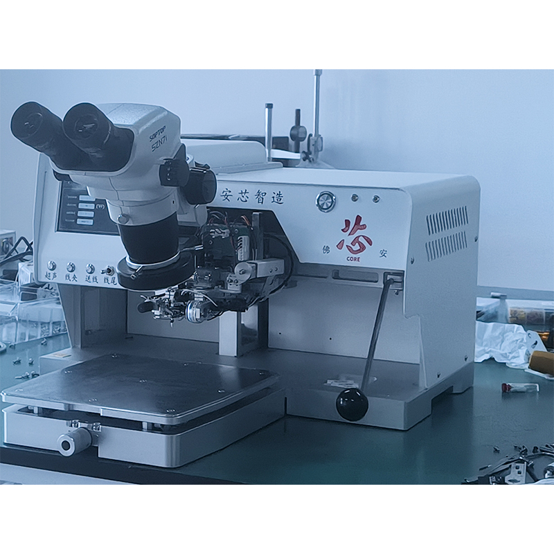 Multifunctional gold ribbon bonding machine high-precision position control and stable bonding pressure guarantee mechanism